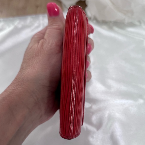 Louis Vuitton Red Epi Noe - Picture 4 of 8